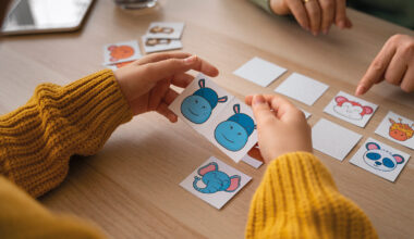 Manos artesanas en Las tardes de Hipatia: legumbres o tarjetas