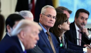 Trump exige 100.000 millones a las petroleras para relanzar el petróleo venezolano