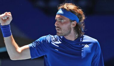 Stefanos Tsitsipas durante su victoria ante Taylor Fritz este miércoles en Perth.