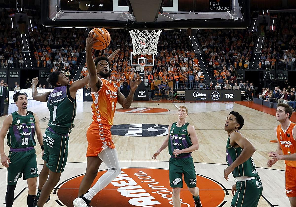 Semana complicada en un Roig Arena amenazado otra vez de cierre