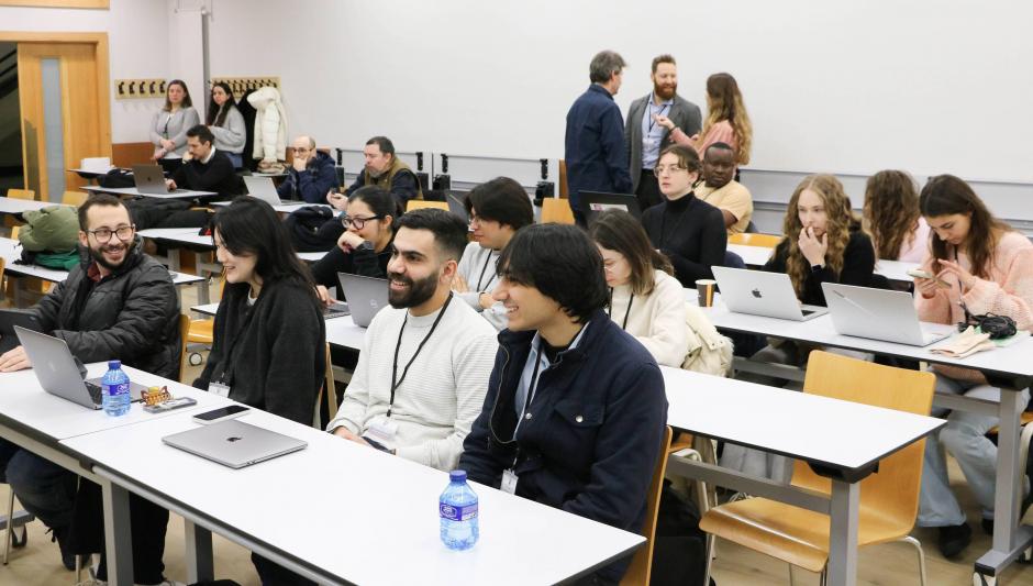 El Grupo de Robótica de la ULE celebra un taller sobre robótica social con estudiantes procedentes de 14 países