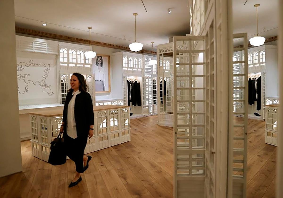 Inditex cierra su emblemática tienda de Juan Flórez en A Coruña, el primer Zara de la historia