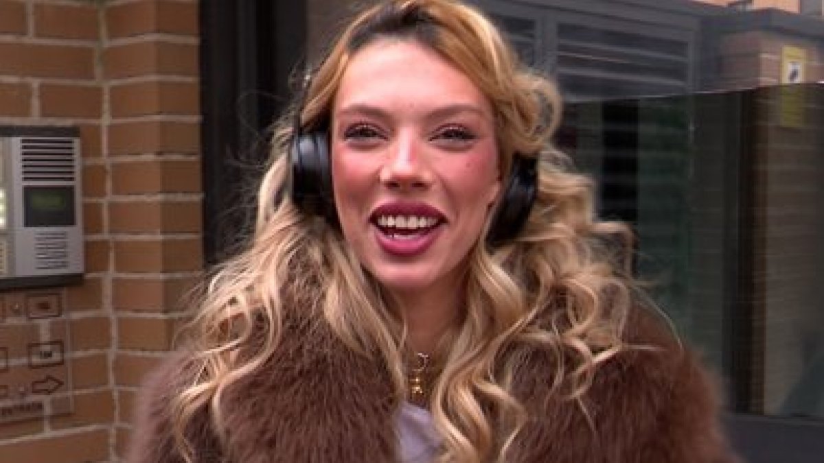 Alejandra Rubio, inmersa ahora en una polémica que implica a la familia de su novio, Carlo Costanzia, y a profesionales de la prensa de corazón como Gema López.