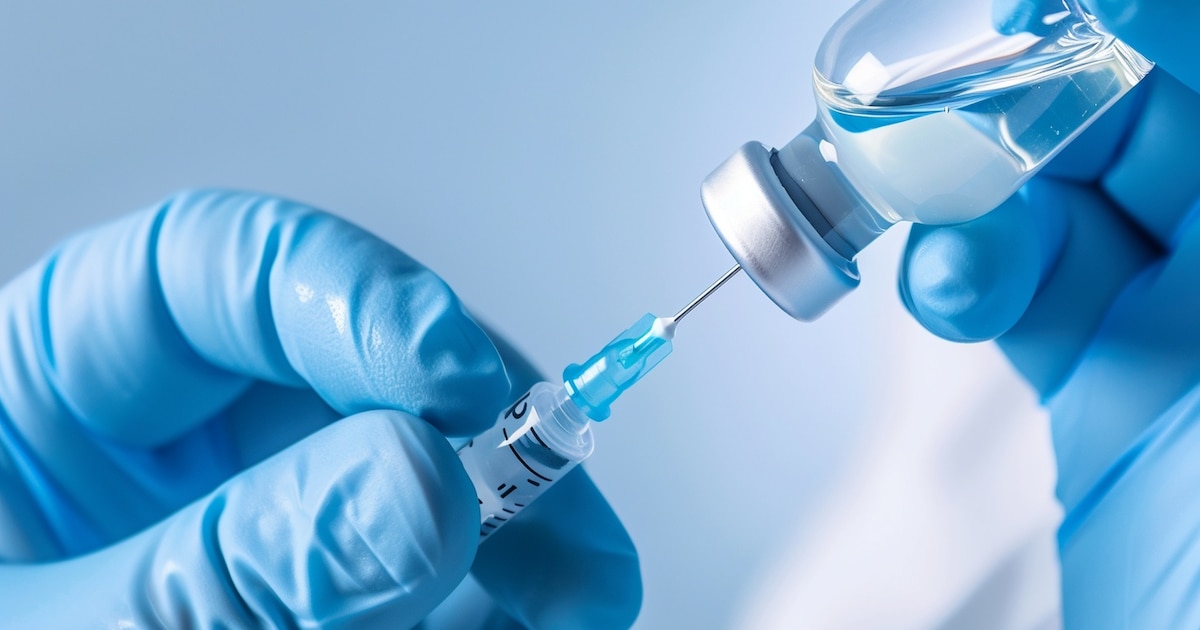 La vacuna contra el herpes zóster se asocia con un envejecimiento biológico más lento, según expertos