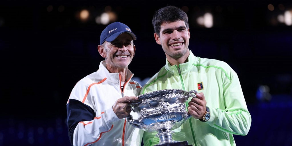 De Ferrero a Samuel López, un Alcaraz más paciente y alegre