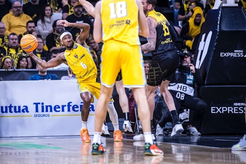 La Laguna Tenerife - Dreamland Gran Canaria: partido, parciales y resultado, en directo