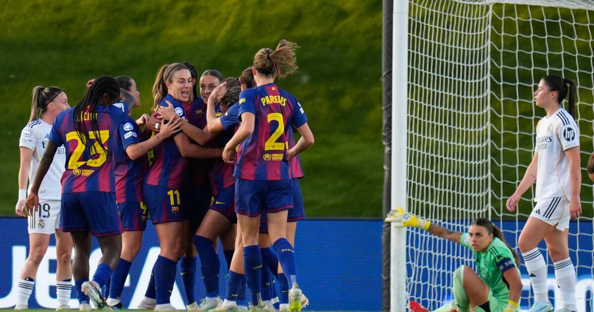 Barcelona aplasta al Real Madrid y Bayern vence al United en Liga de Campeones femenina