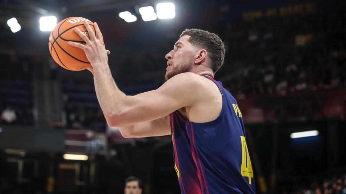 Joel Parra, en un partido con el Barça