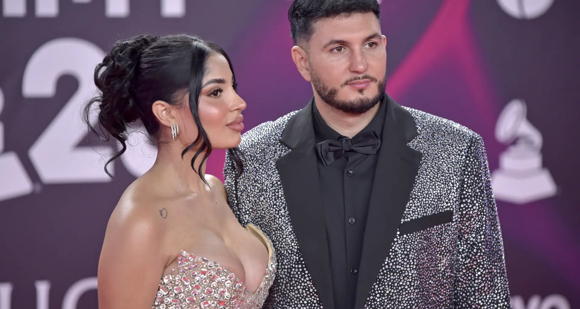 La novia de Omar Montes abandona su casa al enterarse de que el cantante va a tener un hijo con otra mujer: "Sabía la infidelidad, pero..."
