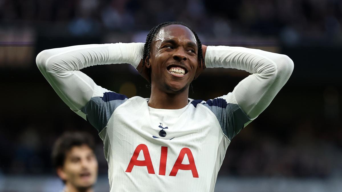 El Tottenham se vuelve a complicar la permanencia
