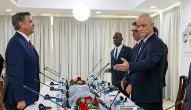 La CIA se reúne en La Habana con el Gobierno de Cuba mientras EEUU sopesa una acusación contra el expresidente cubano Raúl Castro