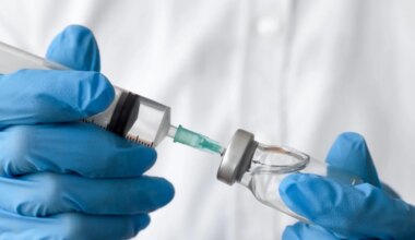 Vacunas contra el cáncer: qué tipos hay, en qué fase está cada una, para qué tipos de tumores...