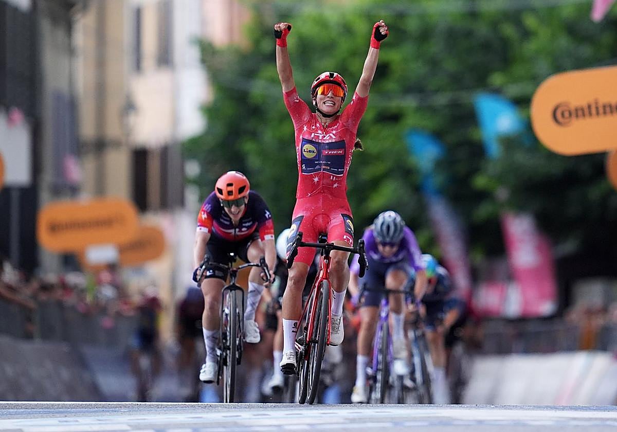 Elisa Balsamo suma al sprint en Brescello su cuarta victoria en el Giro