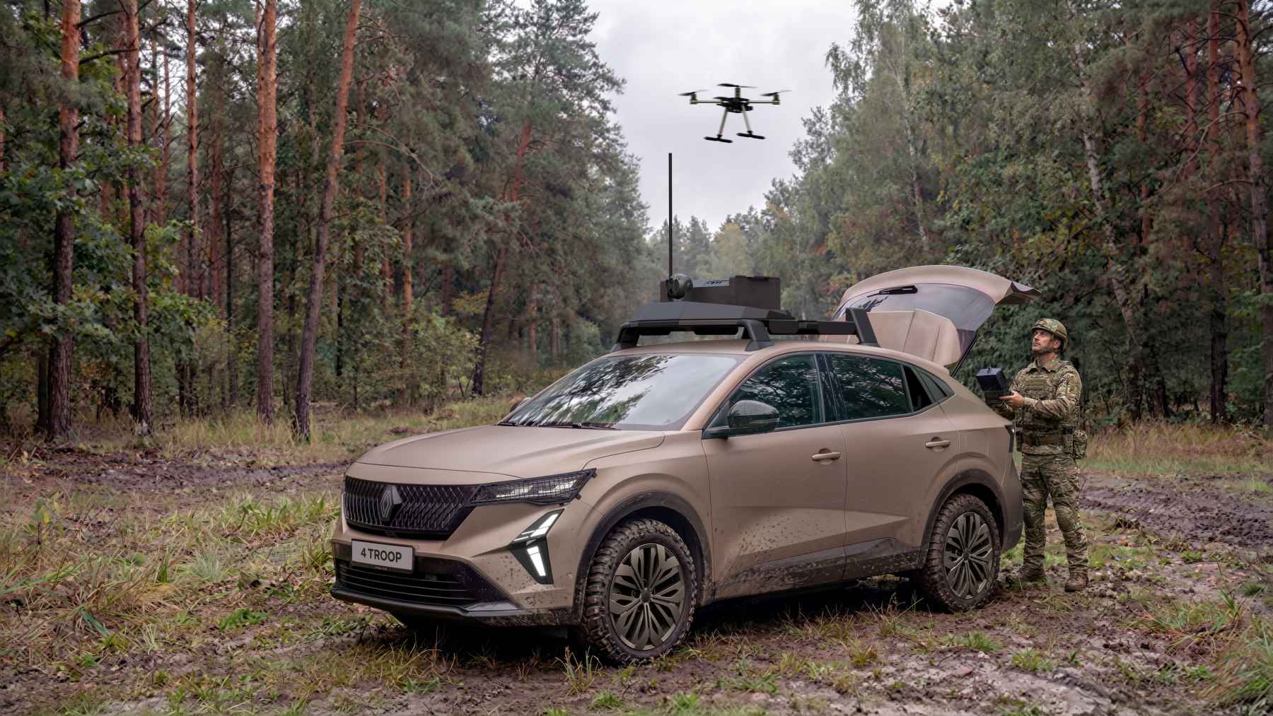 Los alemanes van en Mercedes Clase G y ahora Renault presenta un Rafale táctico híbrido enchufable para ir a la guerra