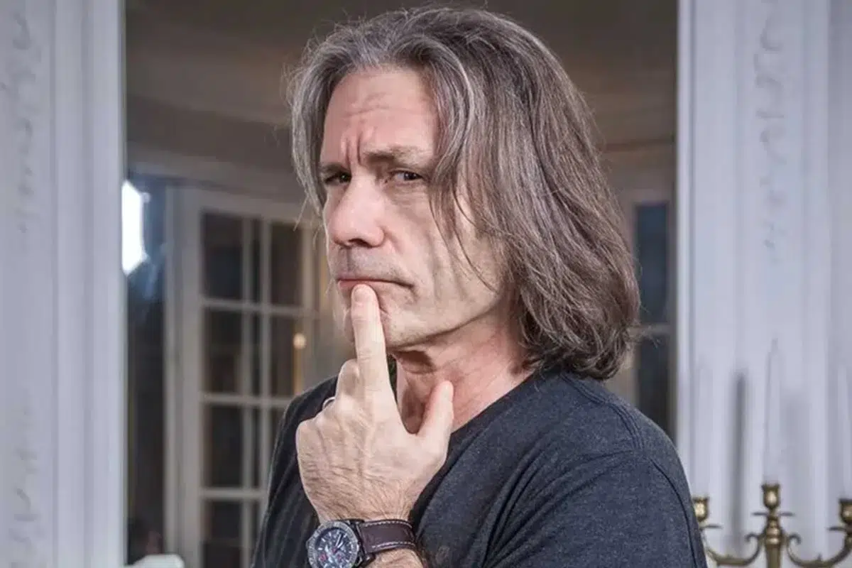 Bruce Dickinson elige las 2 canciones que definen el rock and roll