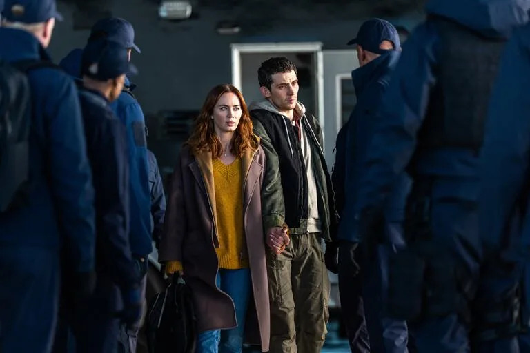 Emily Blunt y Josh O'Connor, protagonistas de El día de la revelación
