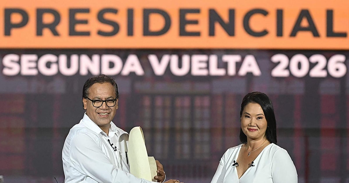 Keiko Fujimori se perfila ganadora de las elecciones de Perú a la espera de revisar las actas impugnadas