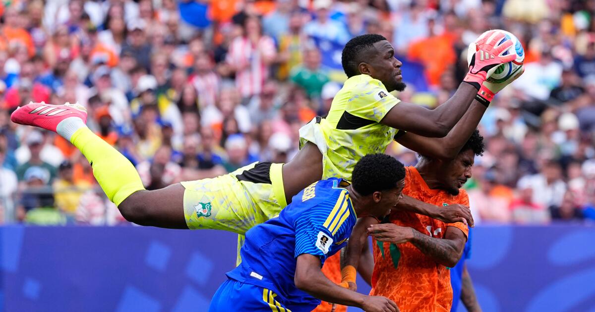 Costa de Marfil avanza por 1ra vez más allá de fase de grupos del Mundial con 2-0 ante Curazao