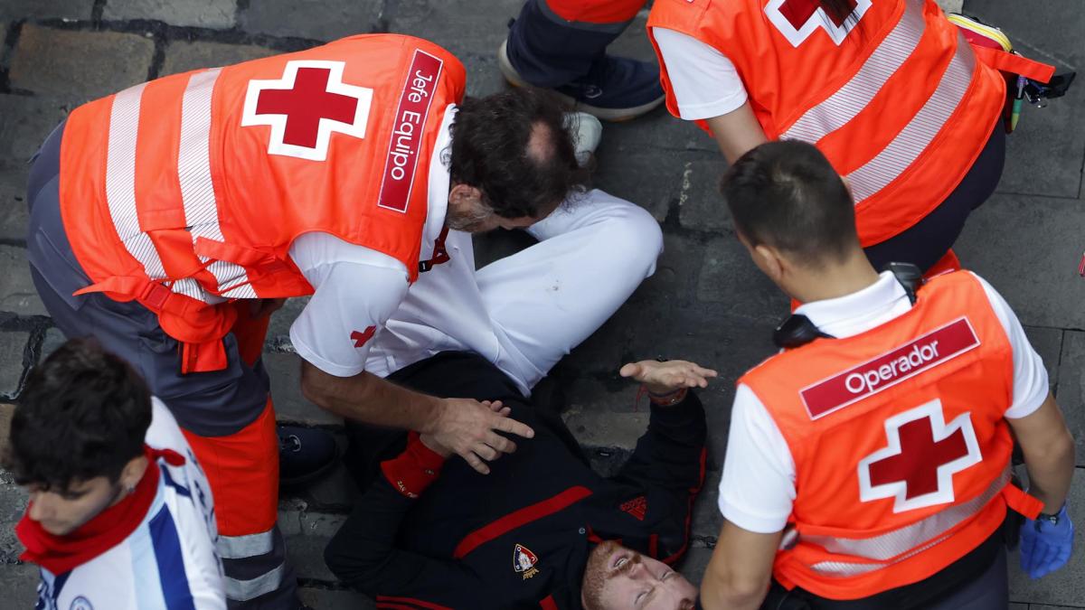 Heridos y parte médico del octavo encierro de San Fermín 2026: dos heridos por asta de toro