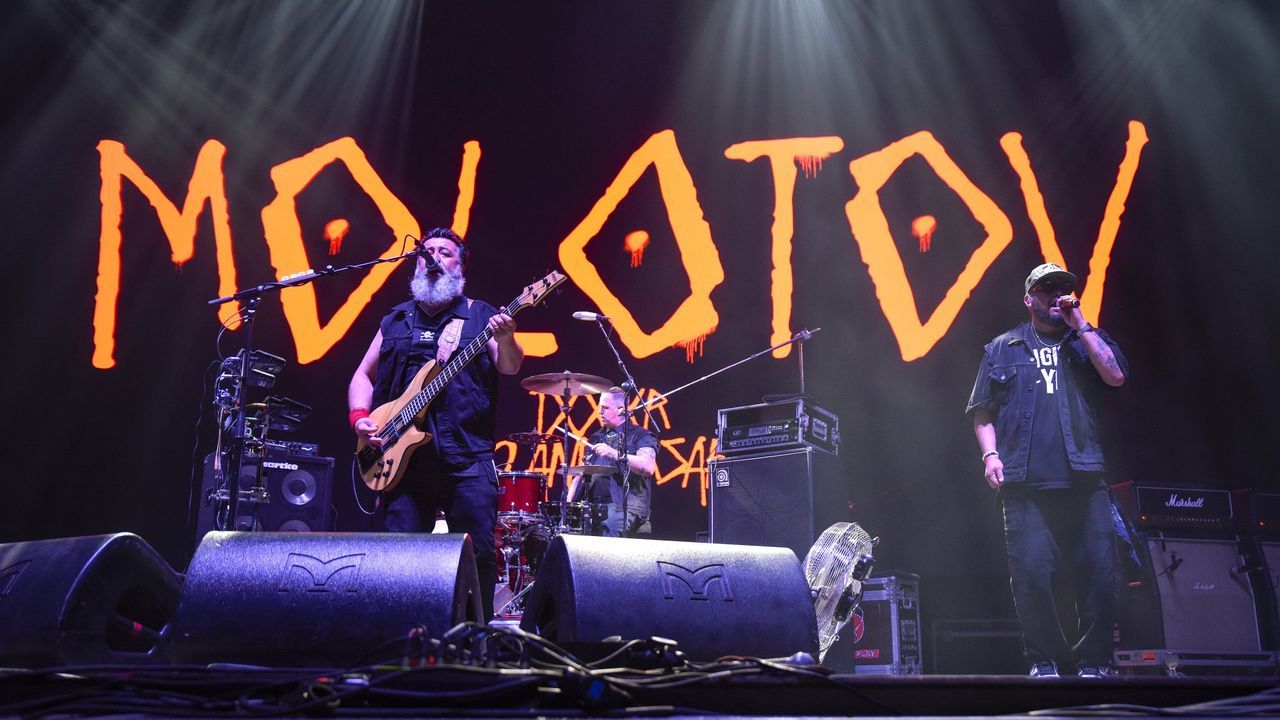 El «Frijoleuros tour» de Molotov llega hoy a Castrelos - La Voz de Galicia