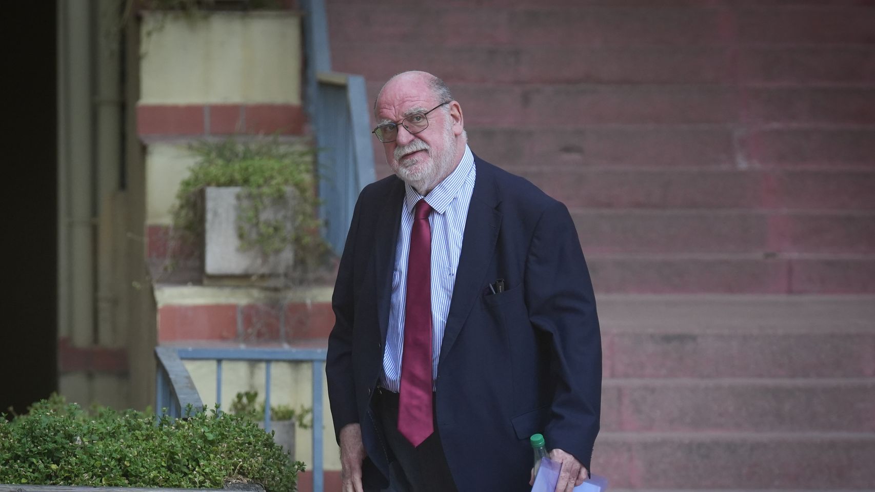 El psiquiatra, Antonio Bulbena, a su llegada al Juzgado Nº5 Martorell.