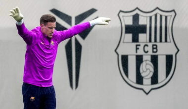 El Barça viaja a Inglaterra con Ter Stegen y De Jong