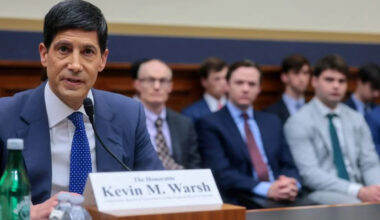 Presidente de la Fed, Kevin Warsh, promete hacer su trabajo si Trump le desafía
