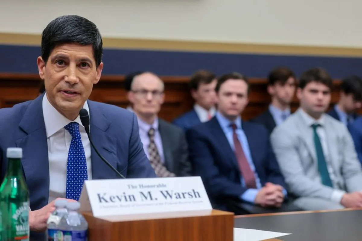 Presidente de la Fed, Kevin Warsh, promete hacer su trabajo si Trump le desafía