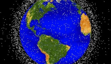 La nueva era espacial dispara la basura en órbita y la huella ambiental en la Tierra | Zientzia eta Teknologia