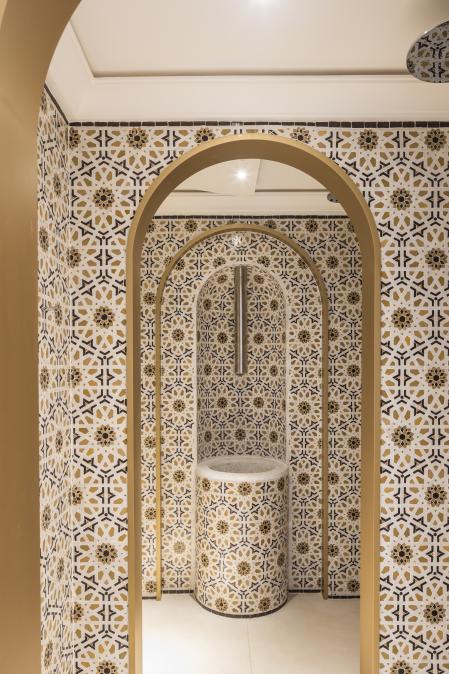 Baño con cerámica Zellige