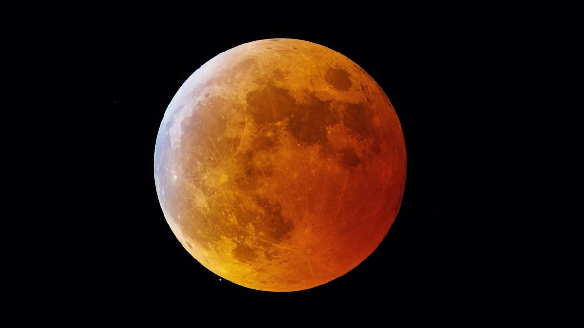 Eclipse parcial de Luna en agosto 2026: cuándo es y cómo verlo desde España