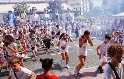 Varios heridos en el chupinazo de Noáin después de que tres cohetes cayesen a la plaza donde se congregaba la multitud