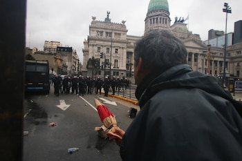 Marcha Congreso - Ley de Tierras - 6 de agosto - Incidentes