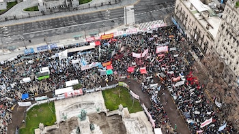 Marcha Congreso - Ley de Tierras - 6 de agosto - Drone