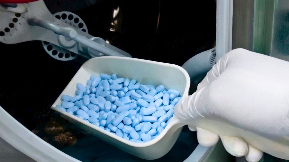 La FDA aprueba una píldora que casi podría duplicar la expectativa de vida por cáncer de páncreas - Yahoo
