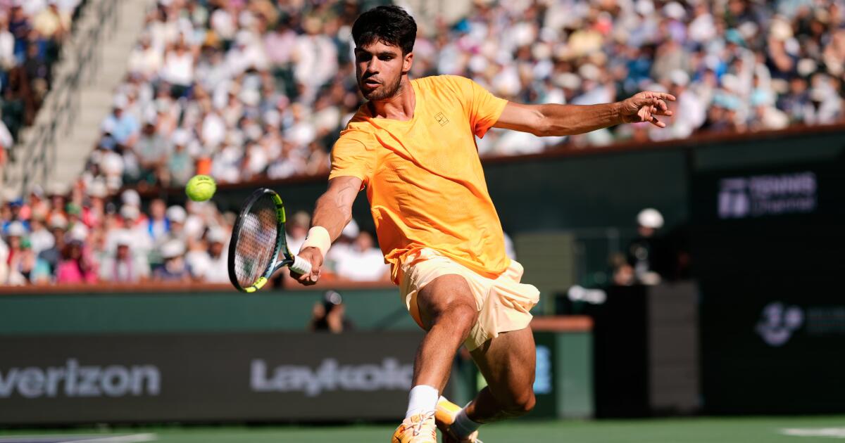 Carlos Alcaraz volverá tras lesión de muñeca y defenderá su título del US Open