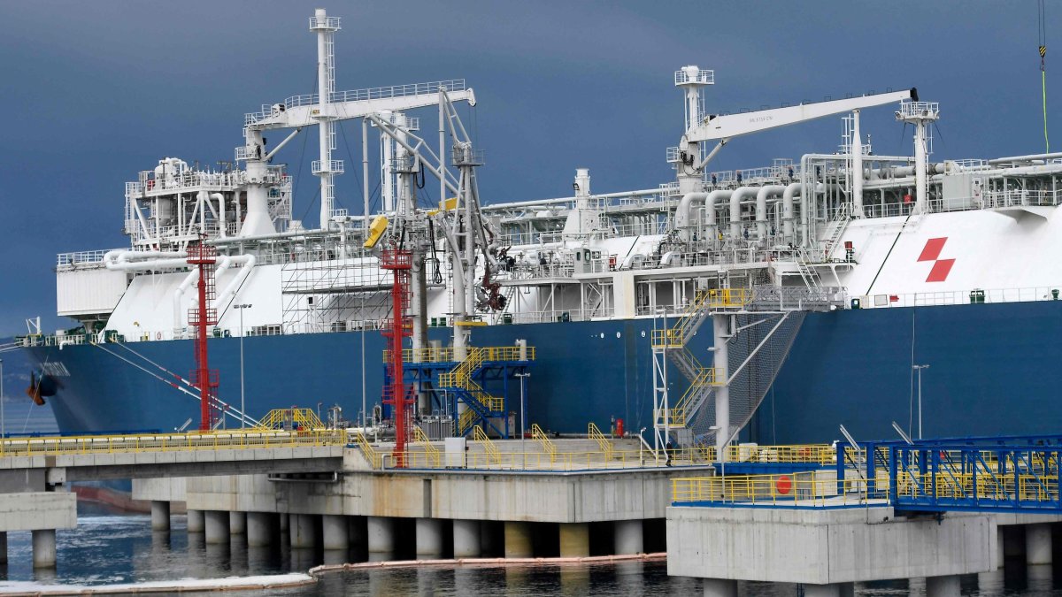 EU gas stocks at 5-year low as Mideast LNG disruption persists