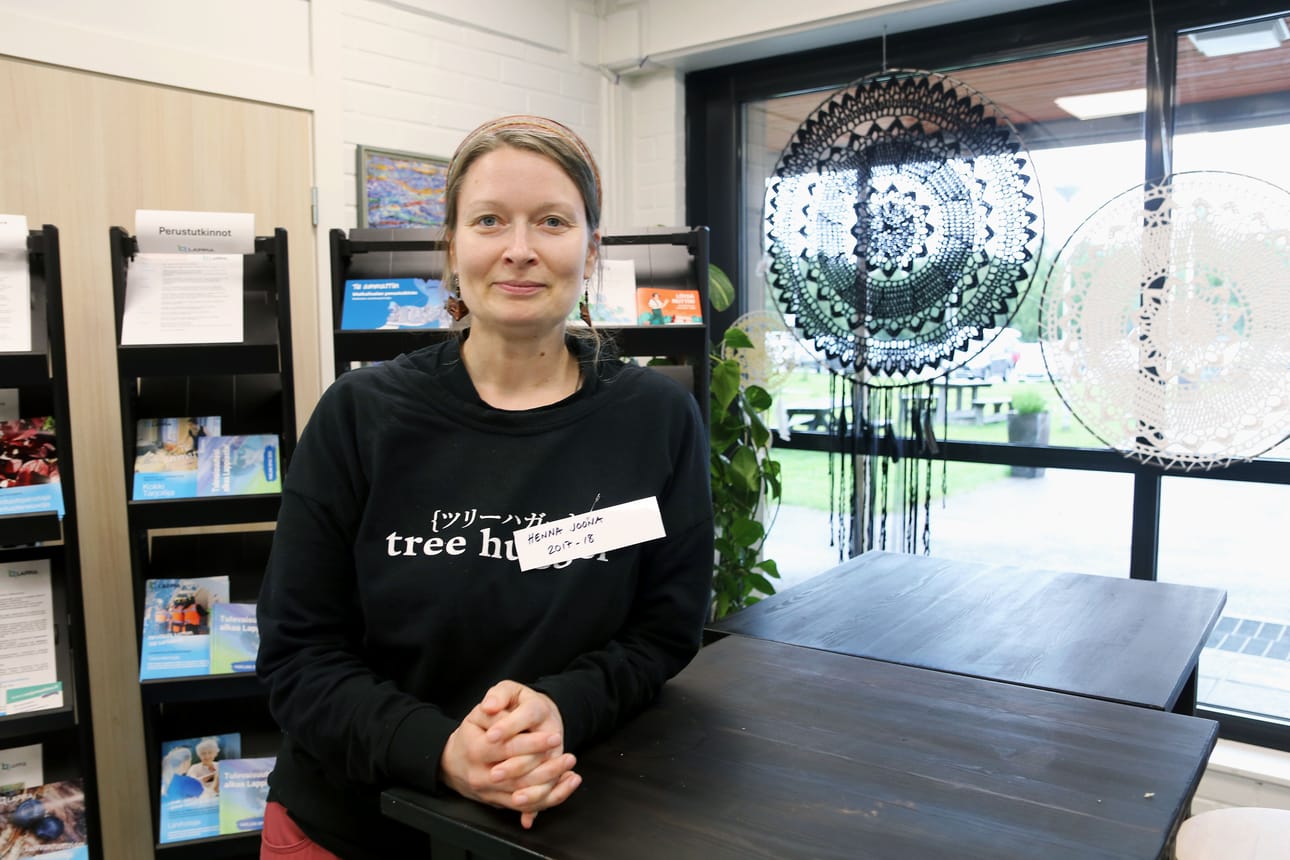 Rovaniemeläinen Henna Joona löysi eräopaskoulusta samanhenkisiä ihmisiä. ”Meillä oli tosi hyvä porukka, jossa sai päästää itsensä valloilleen.”