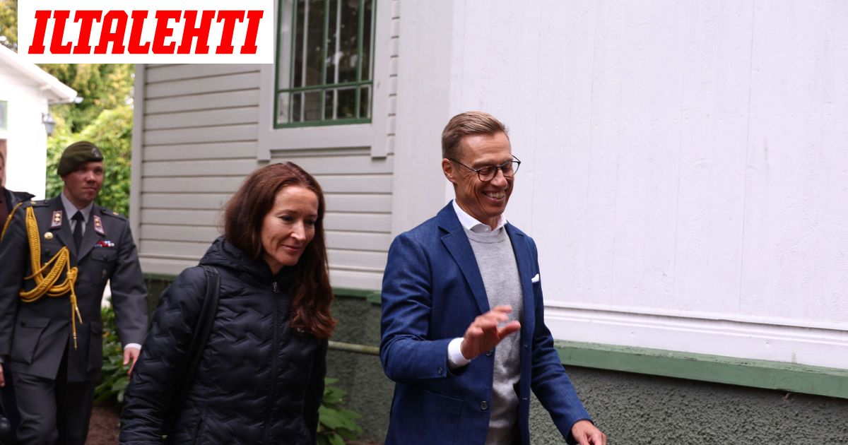 Kesä teki tepposet – Suzanne Innes-Stubb turvautui kaikille tuttuun takkiin