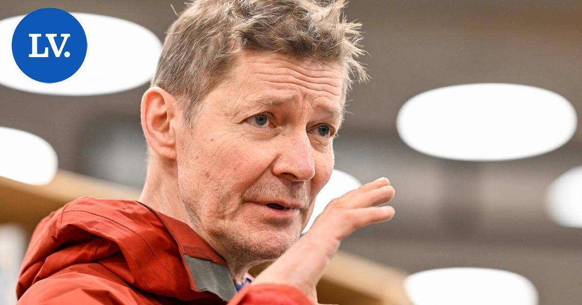 Kirjallisuus | Juha Hurme nostaa esiin 1960-luvun hengessä boikotoidun Tiina-kirjojen tekijän – hätkähdyttävä vertailukohta juhlittuun Pentti Saarikoskeen | Paikalliset