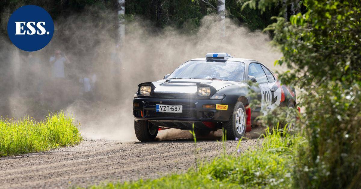 Jari-Matti Latvalan auto hajosi jälleen Lahti Historic Rallyssa – myös Ismo Leikolan ja Sami Pajarin perjantai päättyi lyhyeen | Urheilu