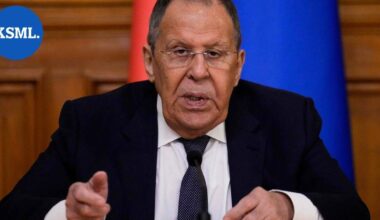 Lavrov sanoo Venäjän tunnustavan Zelenskyin Ukrainan johtajaksi – selitteli Neuvostoliitto-paitaansa | Uutissuomalainen