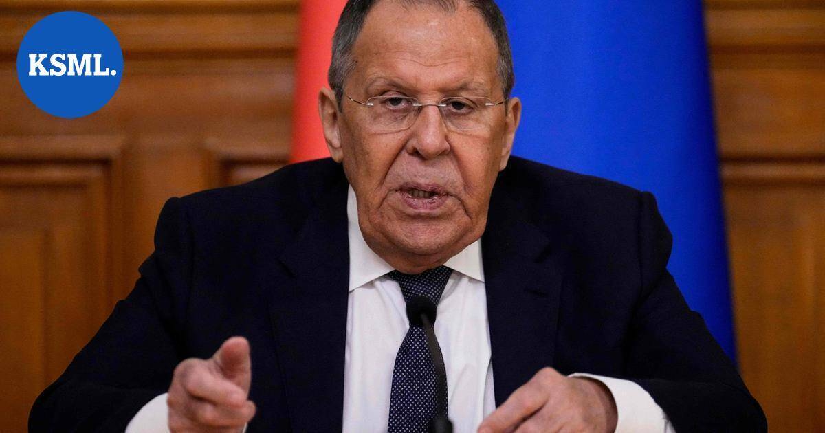Lavrov sanoo Venäjän tunnustavan Zelenskyin Ukrainan johtajaksi – selitteli Neuvostoliitto-paitaansa | Uutissuomalainen
