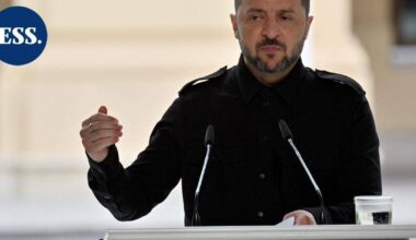 Zelenskyi: Tapaaminen Putinin kanssa olisi "tehokkain tapa" edistää rauhaa – Lavrov antoi ymmärtää, ettei Putin allekirjoittaisi rauhansopimusta Zelenskyin kanssa | Uutissuomalainen