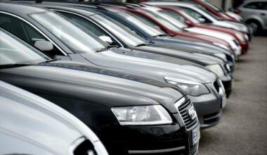 Käytettyjen autojen kauppa keskittyy suuremmille liikkeille