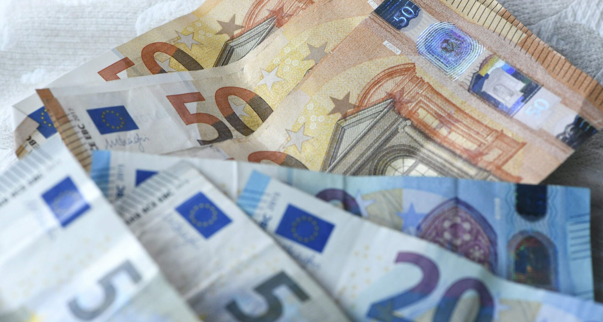 TE: Voiko omalle lapselle antaa 208 e/kk ikuisesti?
