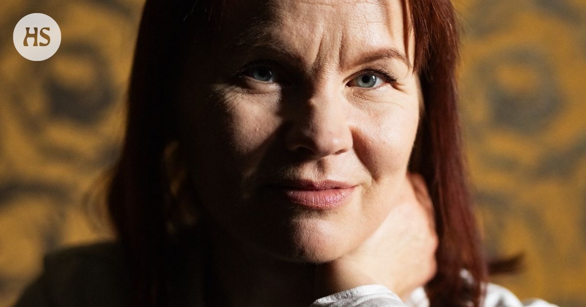 Marisha Rasi-Koskisen romaani Kesuura käsittelee ihmisten jälkeistä aikaa ja toisten lajien puolustamista