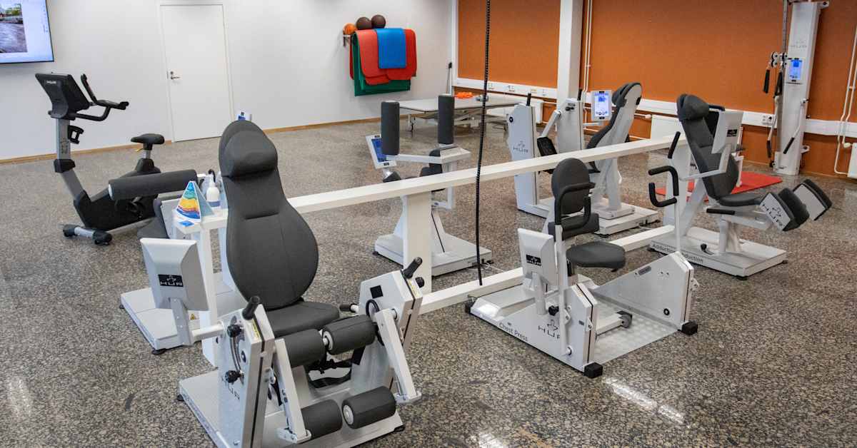 Viitasaarelle avattiin älykuntosali – laitteet kertovat, mitä treenaajan pitää tehdä | Keski-Suomi