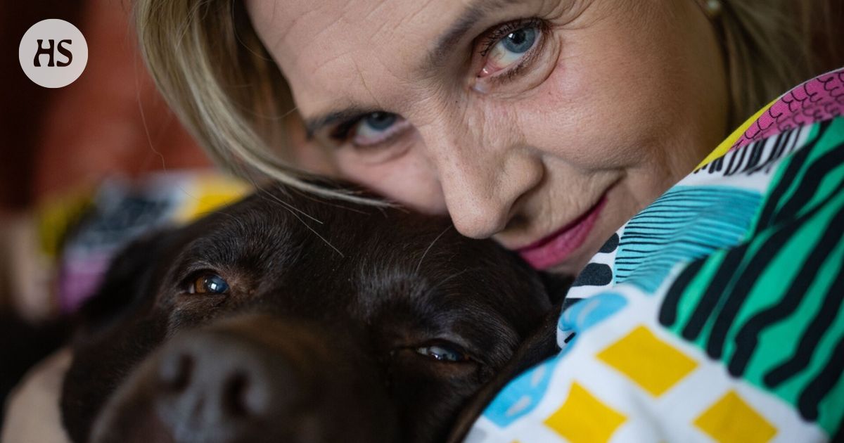 Kirjailija Eve Hietamies sai aivoinfarktin viime kesänä, kun Hupparizombin kirjoittaminen oli kesken