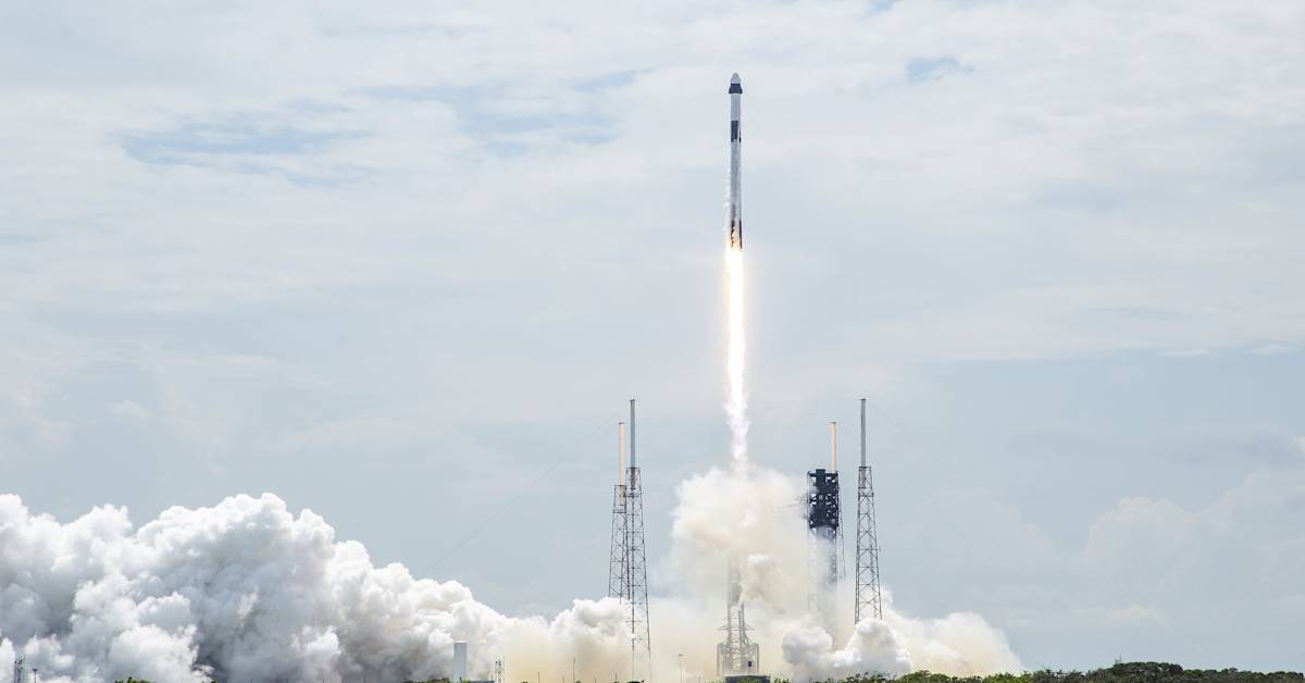 Spacex-yhtiön alus telakoitui ISS:lle – alus tuo avaruusasemalle jumiutuneet astronautit takaisin maahan helmikuussa | Uutisia lyhyesti
